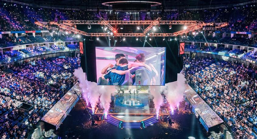 尚未形成足 尚未形成足